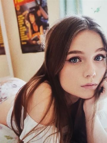 Ева